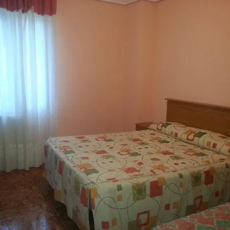 מלון Durtzi Sobron