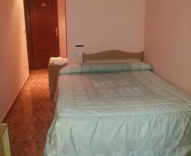 Durtzi Отель Соброн