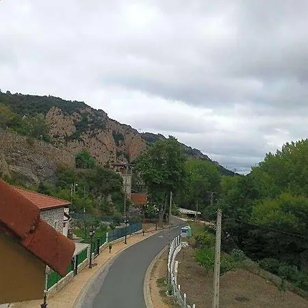Hotel Durtzi *